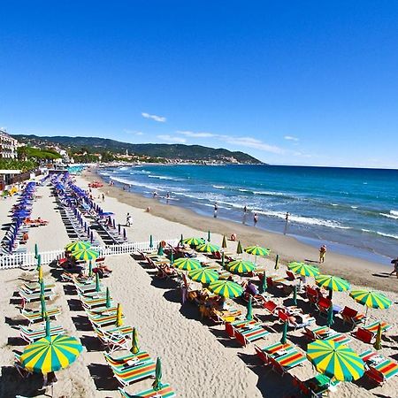 Casa Vacanze Orchidea Apartman Diano Marina Kültér fotó